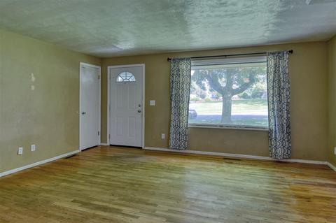 6423 N Calispel St, Spokane, WA 99208 photo 4