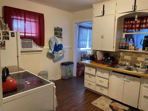 1614 E Broad Ave, Spokane, WA 99207 photo 2