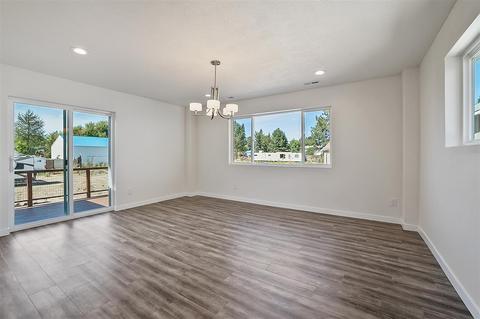 4027 E 28th Ave, Spokane, WA 99223 photo 9