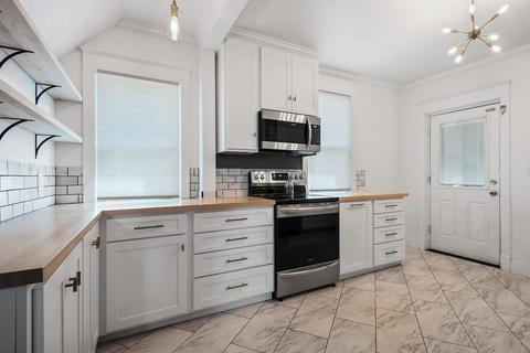 614 E 9th Ave, Spokane, WA 99202 photo 7