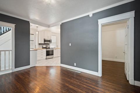 614 E 9th Ave, Spokane, WA 99202 photo 6