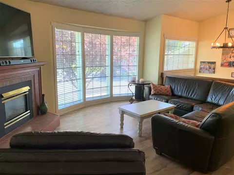 13712 Everett Ave, Spokane Valley, WA 99216 photo 4