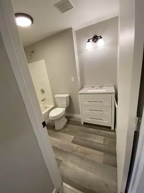 2717 E Sharp Ave, Spokane, WA 99202 photo 10