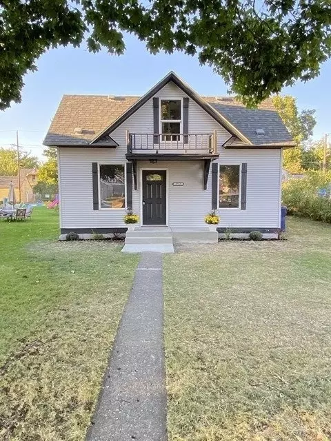 2717 E Sharp Ave, Spokane, WA 99202 photo 1