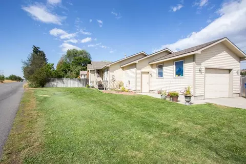 7327 E Rutter Ave, Spokane Valley, WA 99212 photo 2