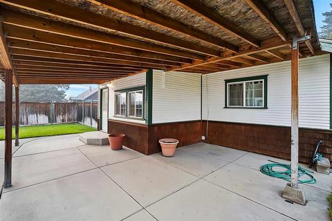 802 E Sanson Ave, Spokane, WA 99207 photo 15