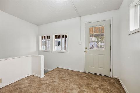 802 E Sanson Ave, Spokane, WA 99207 photo 13