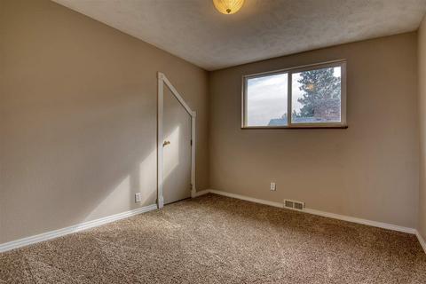 910 E 30th Ave, Spokane, WA 99203 photo 17