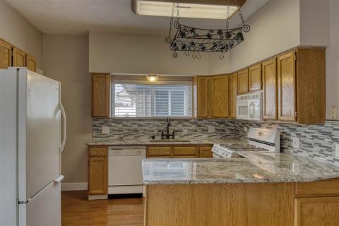 910 E 30th Ave, Spokane, WA 99203 photo 8