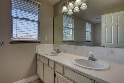 910 E 30th Ave, Spokane, WA 99203 photo 18