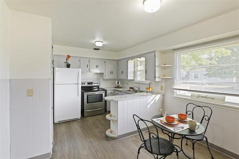 2011 E Sharp Ave, Spokane, WA 99202 photo 7