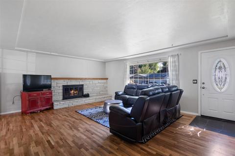12205 E 25th Ave, Spokane Valley, WA 99206 photo 3