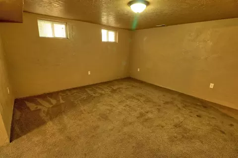 1911 E Queen St, Spokane, WA 99207 photo 11