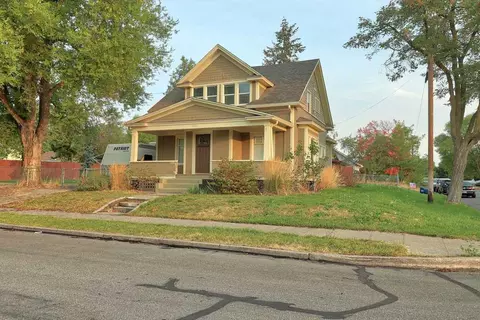 1911 E Queen St, Spokane, WA 99207 photo 1