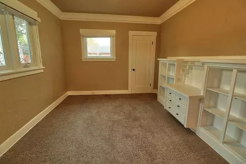 1911 E Queen St, Spokane, WA 99207 photo 9