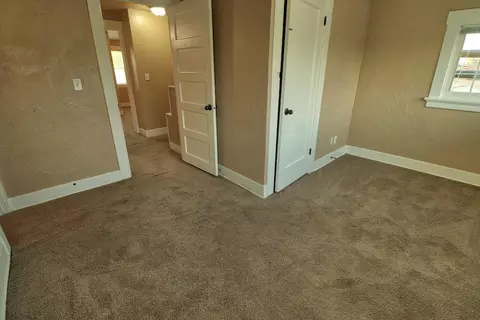 1911 E Queen St, Spokane, WA 99207 photo 13