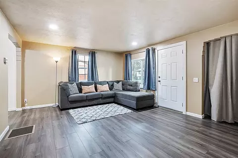 7403 E 9th Ave, Spokane Valley, WA 99212 photo 5