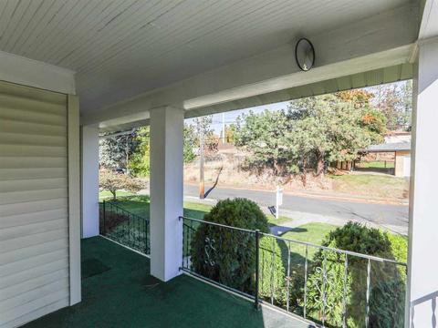 334 E 16th Ave, Spokane, WA 99203 photo 3