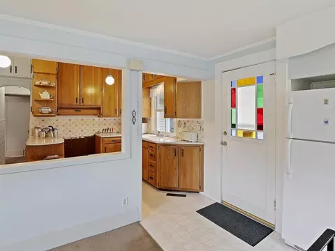 334 E 16th Ave, Spokane, WA 99203 photo 9