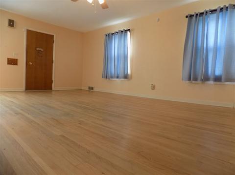 2215 E Queen Ave, Spokane, WA 99207 photo 4