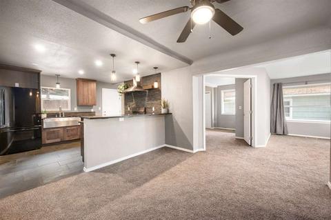 3918 E 13th Ave, Spokane, WA 99202 photo 4