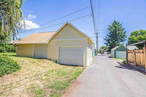 938 E Baldwin Ave, Spokane, WA 99207 photo 12