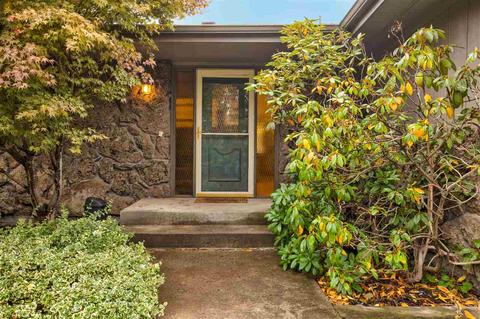 1212 E Christmas Tree Ln, Spokane, WA 99203 photo 5
