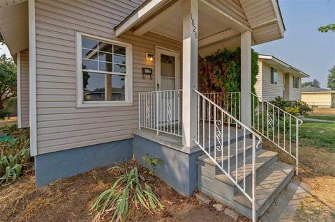 1828 E Bismark Ave, Spokane, WA 99208 photo 2