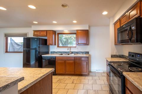 11813 E 15th Ave, Spokane Valley, WA 99206 photo 12