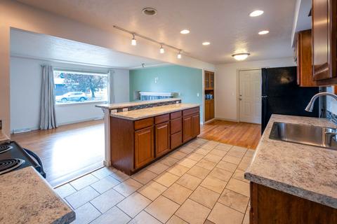 11813 E 15th Ave, Spokane Valley, WA 99206 photo 10
