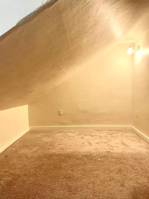 1218 E Queen Ave, Spokane, WA 99207 photo 18