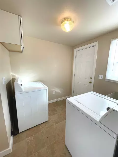 1218 E Queen Ave, Spokane, WA 99207 photo 11