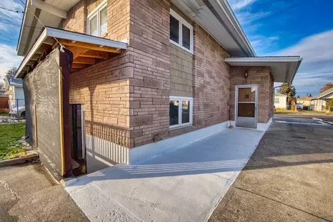 904 E Broad Ave, Spokane, WA 99207 photo 4