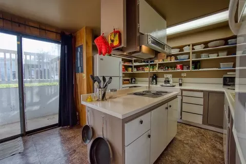 904 E Broad Ave, Spokane, WA 99207 photo 16