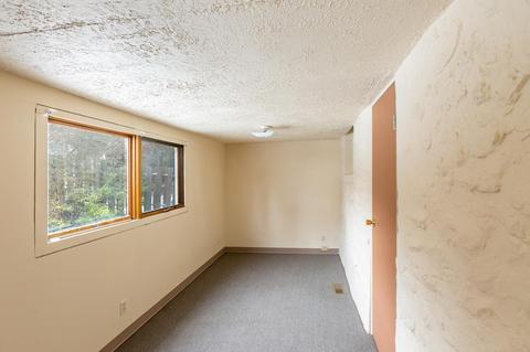 958 E 9th Ave, Spokane, WA 99202 photo 13