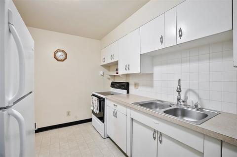 3824 E 12th Ave, Spokane, WA 99202 photo 9