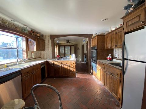 2002 E Overbluff Rd, Spokane, WA 99203 photo 9