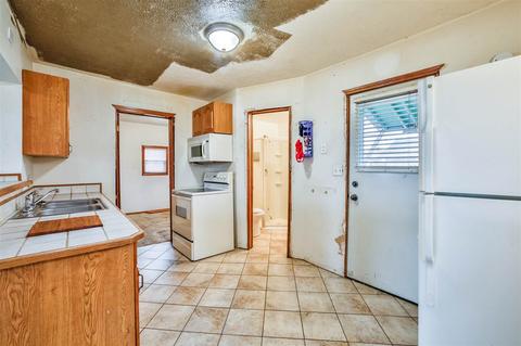 1308 E Longfellow Ave, Spokane, WA 99207 photo 6