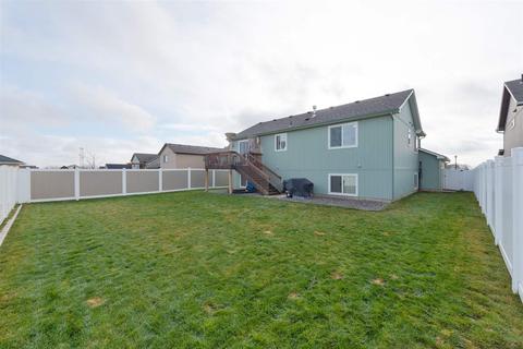 1818 W Maxine Ave, Spokane, WA 99208 photo 4