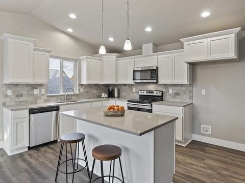 712 E Canterbury Ln, Colbert, WA 99005 photo 5