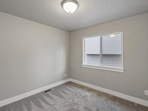 712 E Canterbury Ln, Colbert, WA 99005 photo 10