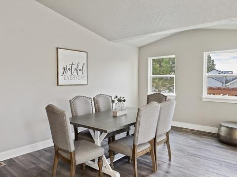 712 E Canterbury Ln, Colbert, WA 99005 photo 6