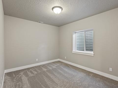 712 E Canterbury Ln, Colbert, WA 99005 photo 17