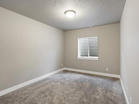 712 E Canterbury Ln, Colbert, WA 99005 photo 15