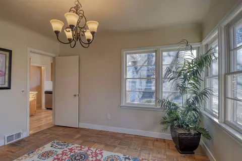 1804 E 16th Ave, Spokane, WA 99203 photo 7