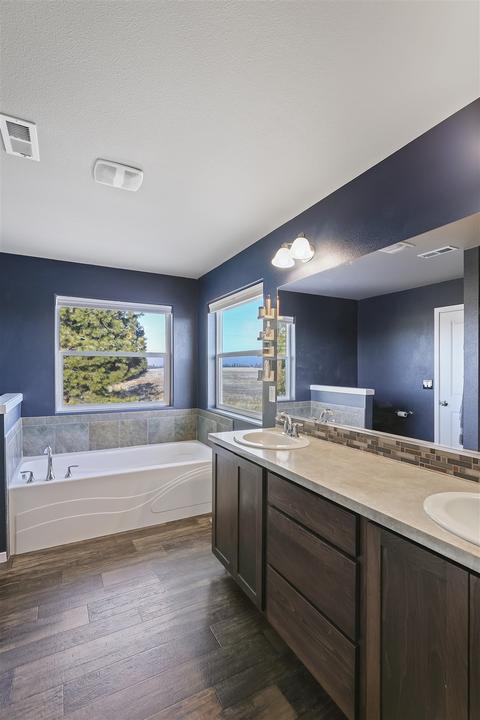 713 E Colbert Rd, Colbert, WA 99005 photo 16