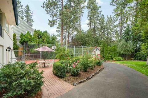 827 E Overbluff Rd, Spokane, WA 99203 photo 32