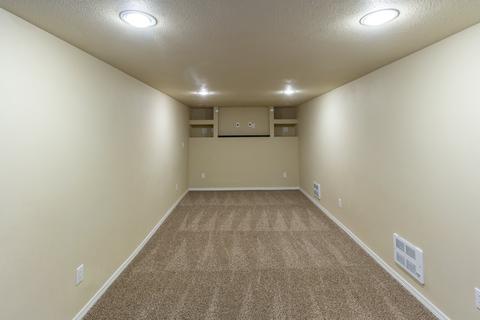 2128 E Diamond Ave, Spokane, WA 99207 photo 15