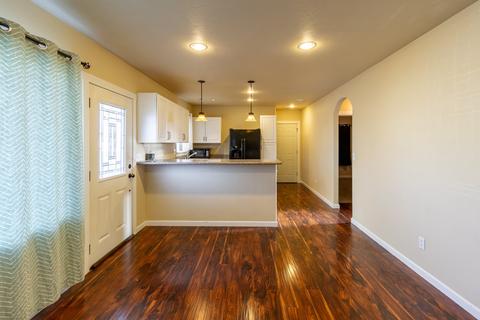 2128 E Diamond Ave, Spokane, WA 99207 photo 7