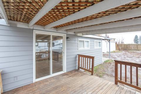 208 E Sanson Ave, Spokane, WA 99207 photo 15
